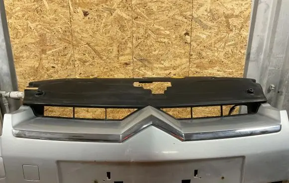 Citroen C5 Front bumper