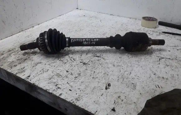 Peugeot Partner Front driveshaft