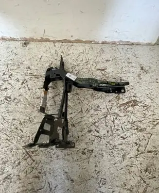 BMW X5 G05 Lower shock absorber bracket 