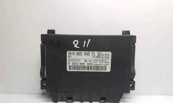Mercedes-Benz E W211 Parking PDC control unit/module A0255457132