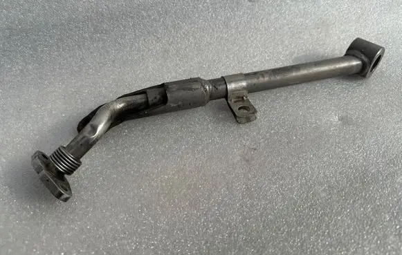 Volkswagen PASSAT B7 Turbo turbocharger oiling pipe/hose 03L145535D 03L145736D