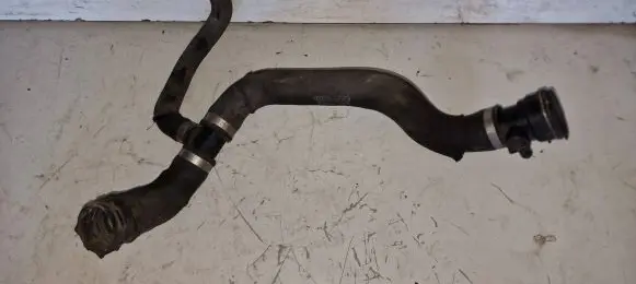 Audi A6 S6 C6 4F Engine coolant pipe/hose 4F0121049E