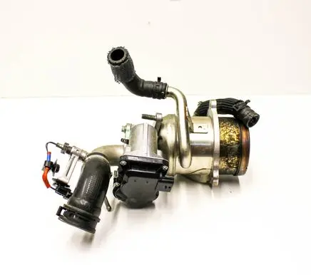 Renault Master III EGR valve cooler 147358452R 147100361R