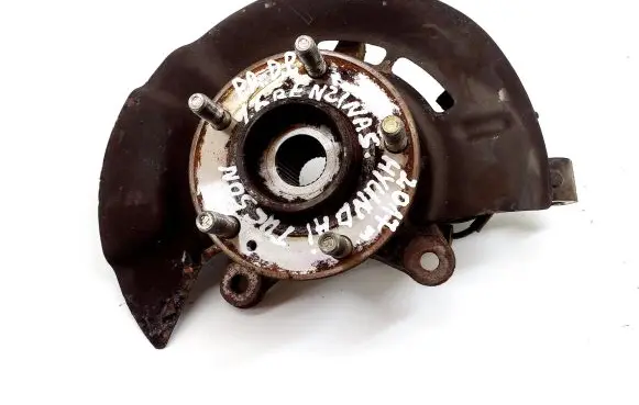 Hyundai Tucson TL Front wheel hub D7000
