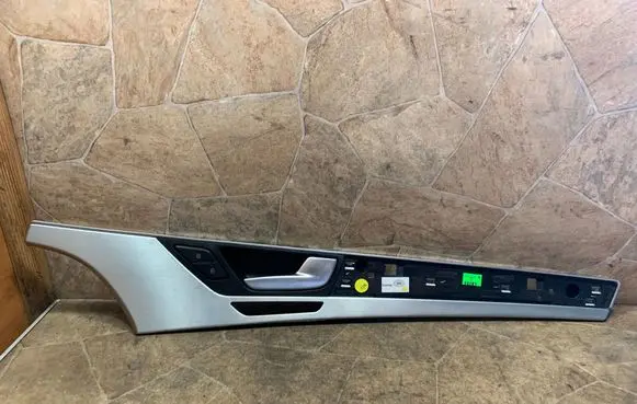 Audi A8 S8 D4 4H Front door card panel trim 4H0867102