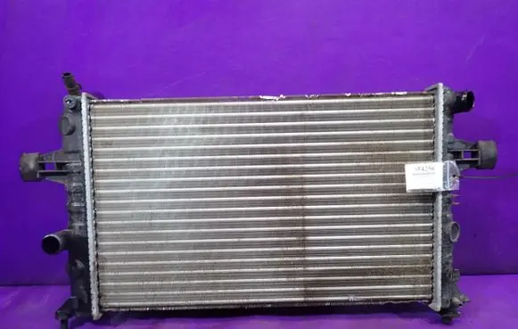 Coolant radiator