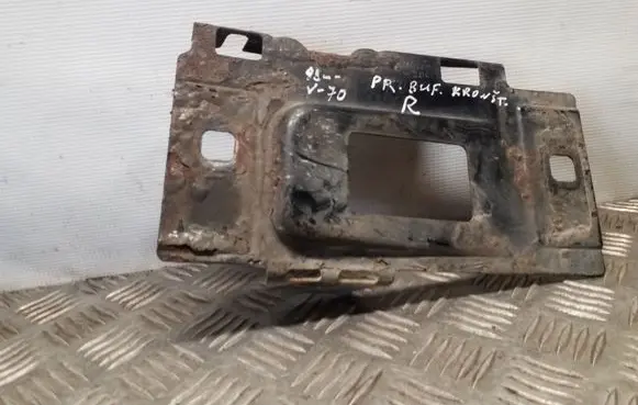 Volvo S70 V70 V70 XC Front bumper mounting bracket 9169274 1380