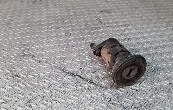 Fiat Ducato Coupe door lock (next to the handle) 