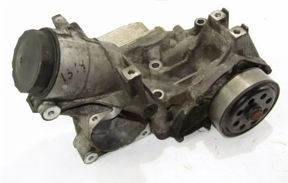 Honda Civic IX Oil filter mounting bracket