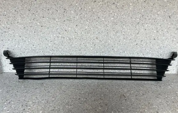Toyota Corolla E160 E170 Front bumper lower grill 5311202780