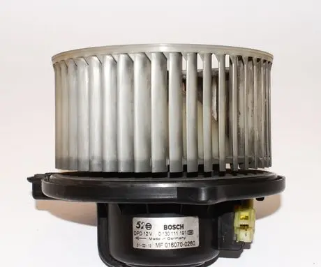 Mitsubishi Space Star Heater fan/blower 0130111191