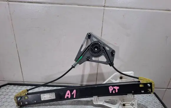 Audi A1 Rear door window regulator with motor 8X4839462A 1021928548103