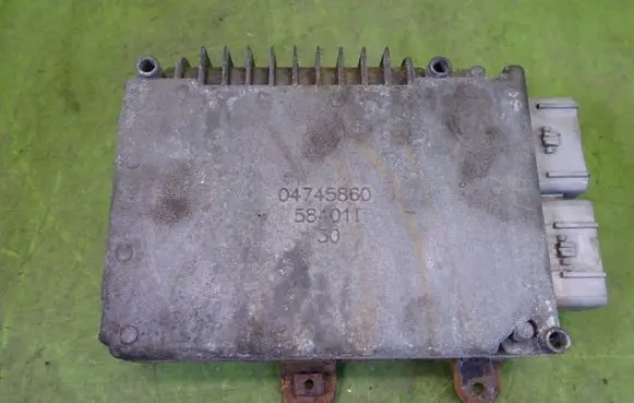 Dodge Grand Caravan Engine control unit/module ECU 04745860
