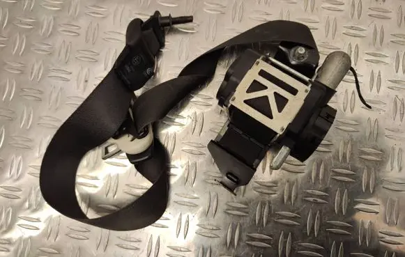 Ford Mondeo MK V Front seatbelt T1034787 0589P1000332