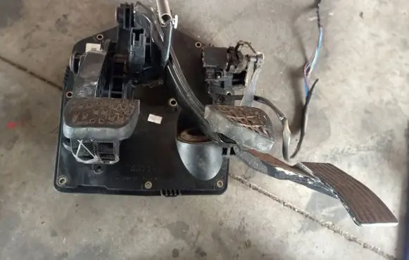 Mercedes-Benz A W168 Pedal assembly 400400B A1682902601 1451317