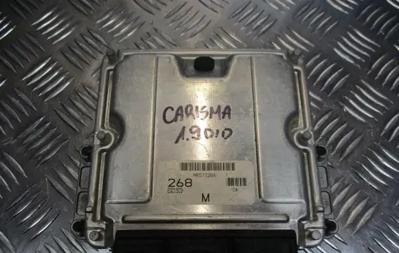 Mitsubishi Carisma Engine control unit/module MR577268