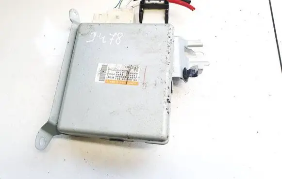Toyota Avensis T270 Power steering control unit/module 8965005070 89650-05070