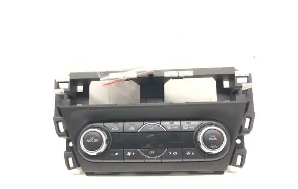 Mazda 3 II Interior fan control switch BAES61190B