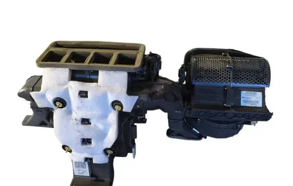 Jeep Grand Cherokee Interior heater climate box assembly P68245824AF
