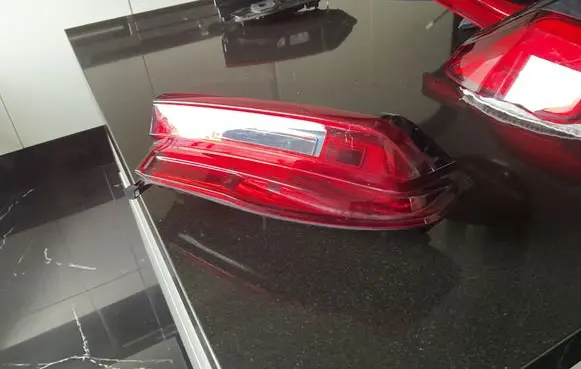 Opel Astra K Tailgate rear/tail lights LLL010F907 808890 V03081003