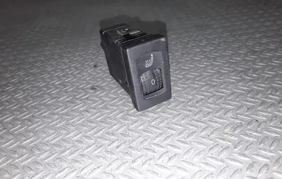 Volkswagen PASSAT B5.5 Seat heating switch 3B0963564C