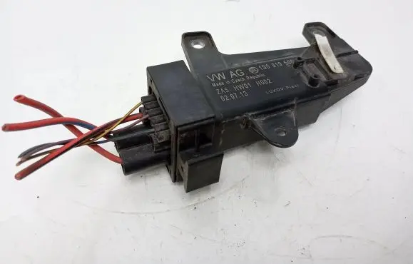 Coolant fan relay