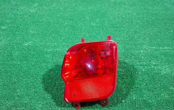 Peugeot 3008 II Rear fog light 9811718480