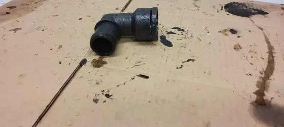 Volkswagen Golf III Engine coolant pipe/hose