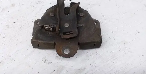 Mitsubishi Grandis Engine bonnet/hood lock/catch
