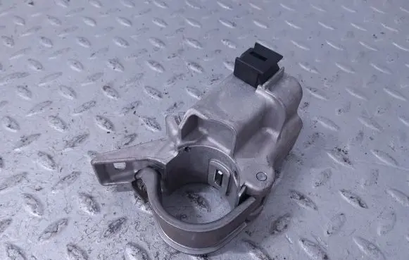 Steering wheel lock