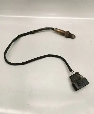 Audi A6 S6 C5 4B Lambda probe sensor 3A0973334