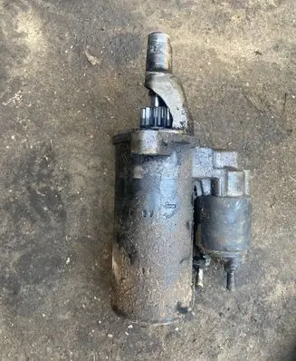 Audi A6 S6 C5 4B Starter motor