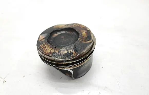 BMW 3 E92 E93 Piston 