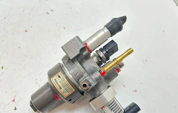 Mercedes-Benz Sprinter W906 LP gas reducer A2124700107