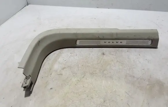 Volvo XC60 Front sill trim cover