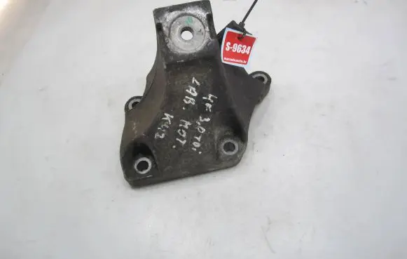 Audi A6 S6 C6 4F Engine mounting bracket 4F0199308AB