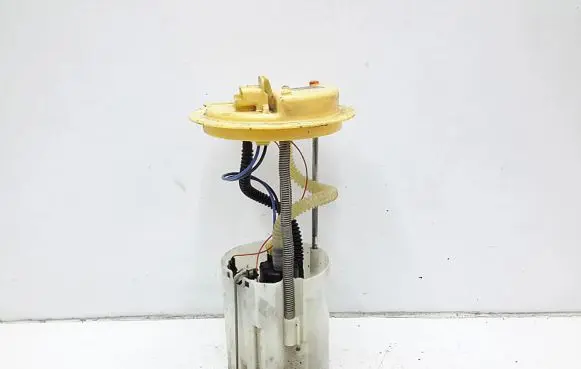 Alfa Romeo Giulietta Fuel injection high pressure pump 51807842