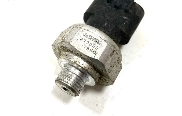 Toyota Auris 150 Air conditioning (A/C) pressure sensor 4990007880