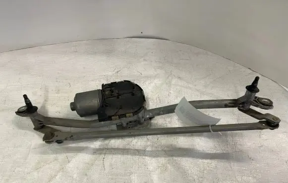 Audi A6 S6 C6 4F Front wiper linkage and motor 4F1955119 0390241771 0504213