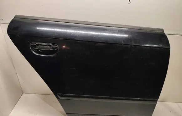 Rear door