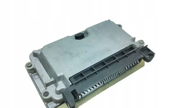 Peugeot 206 Engine control unit/module 0261204717 9630986780