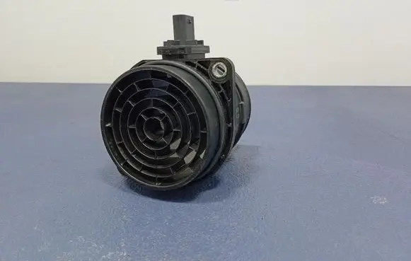 KIA Sportage Mass air flow meter 281642M400