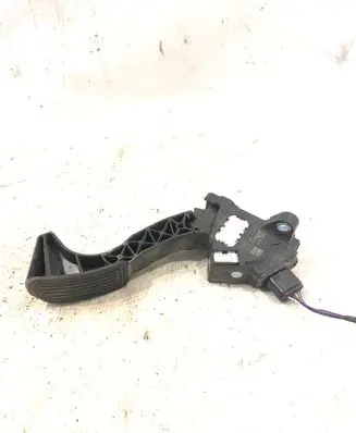 Toyota Auris E180 Accelerator throttle pedal 7811002120 1319B