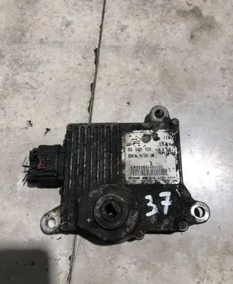Opel Astra J Gearbox control unit/module 55585103 55585104