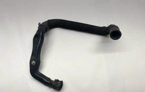 Ford Fusion Engine coolant pipe/hose DS7G6758BC