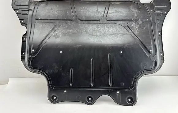 Audi Q2 - Engine splash shield/under tray 3Q0825235A