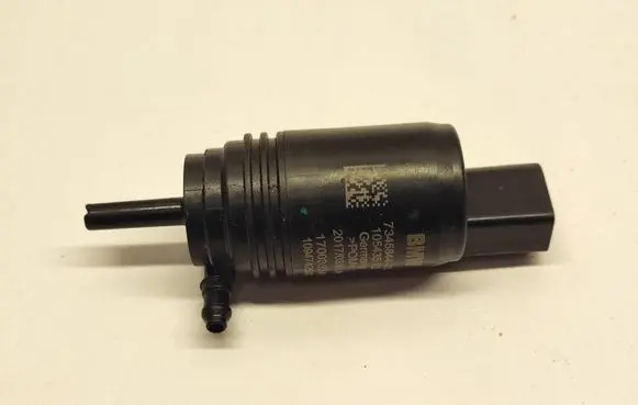 BMW 1 F20 F21 Windscreen/windshield washer pump 7345844 734584403