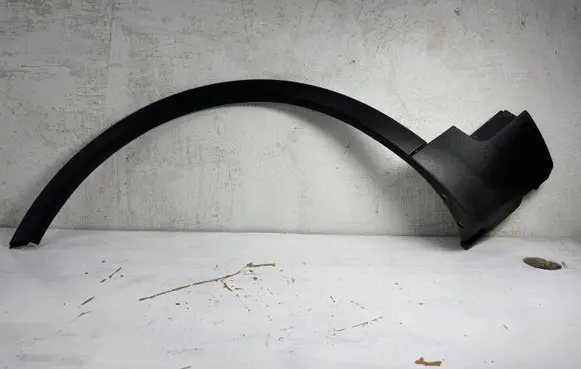 Ford Kuga I Front arch trim 8V41S16D239A