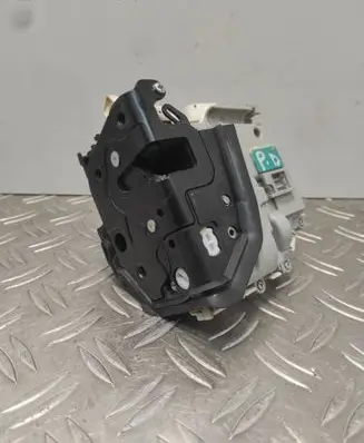 Audi A4 S4 B9 Front door lock 8X1837016C