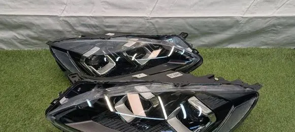 Ford Kuga III Headlights/headlamps set LV4B13E017 LV4B13E016